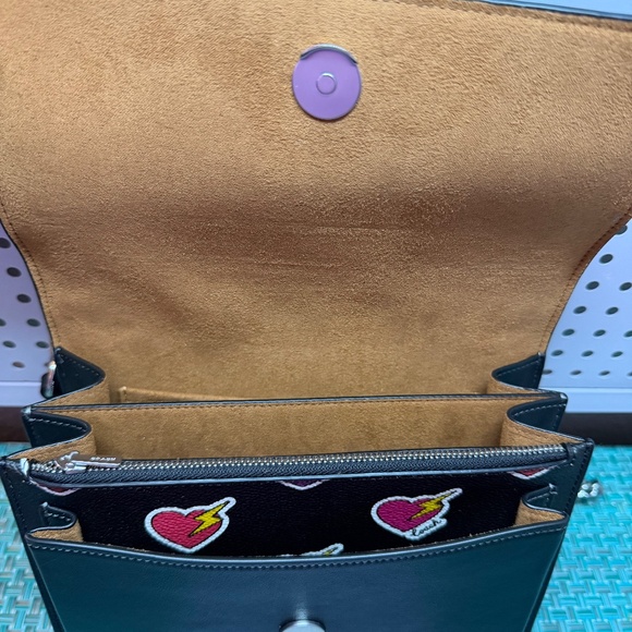 COACH Klare Crossbody in Heart Print CW436 - Picture 3 of 10